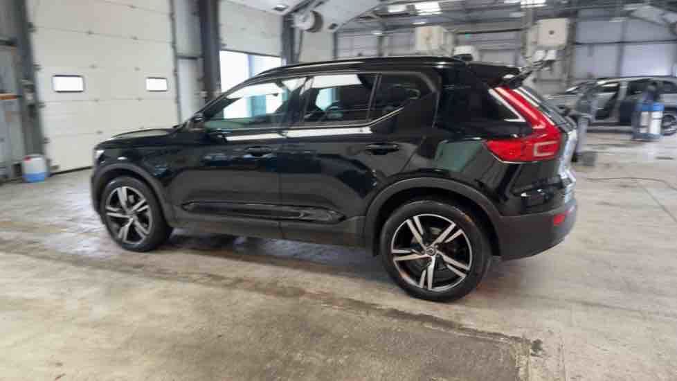 More views of Volvo XC40