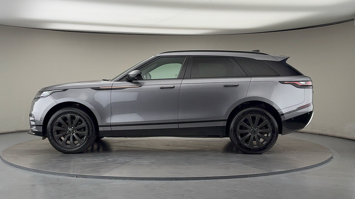 Land Rover Range Rover Velar Image 15