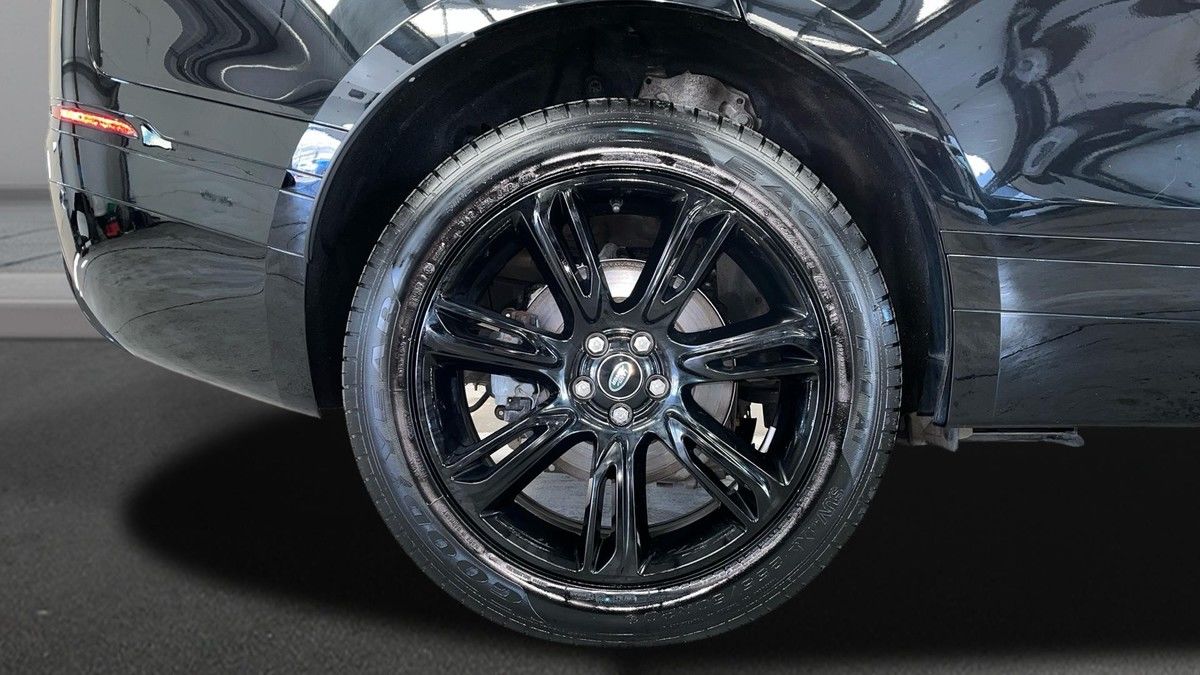 Land Rover Range Rover Velar Image 10