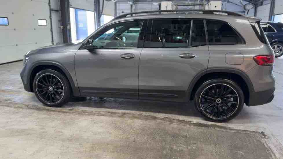 More views of Mercedes-Benz GLB