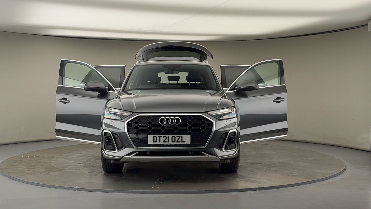 More views of Audi Q5