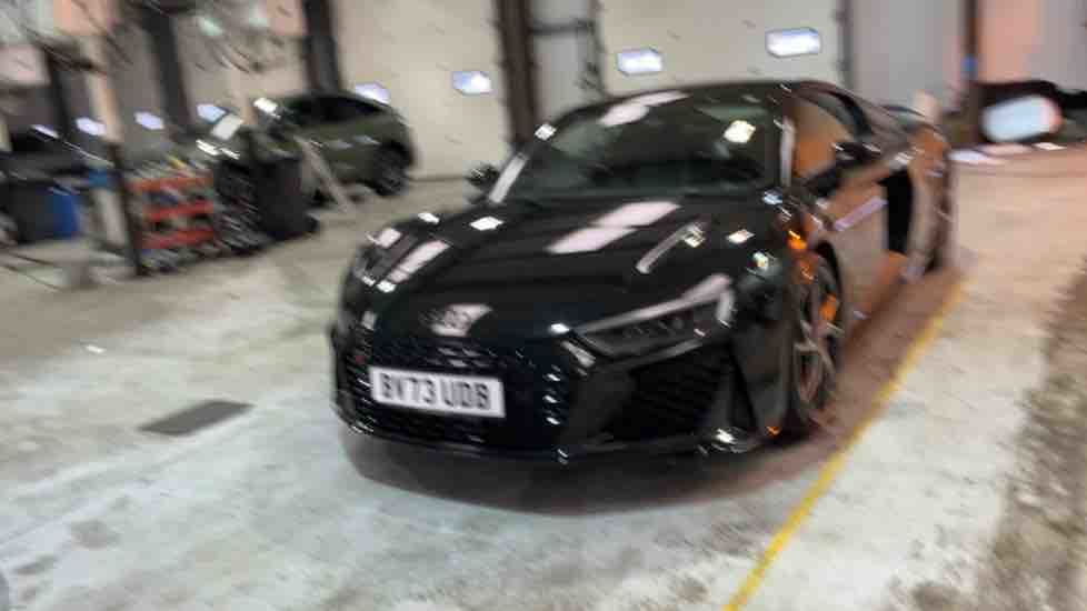 More views of Audi R8