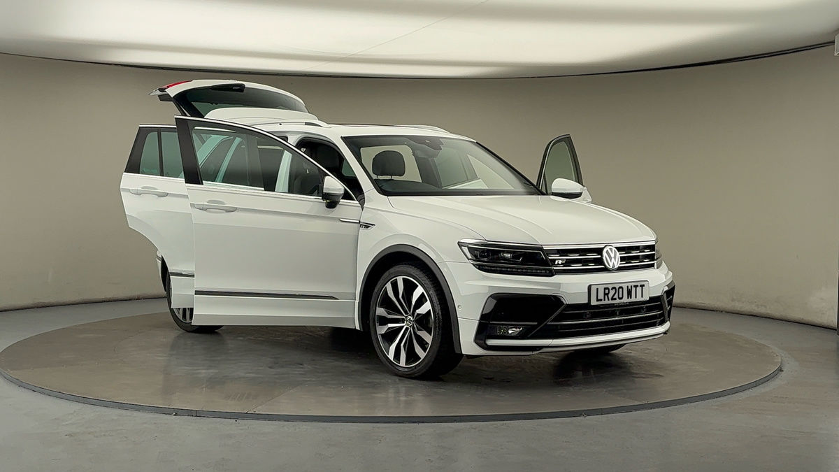 More views of Volkswagen Tiguan