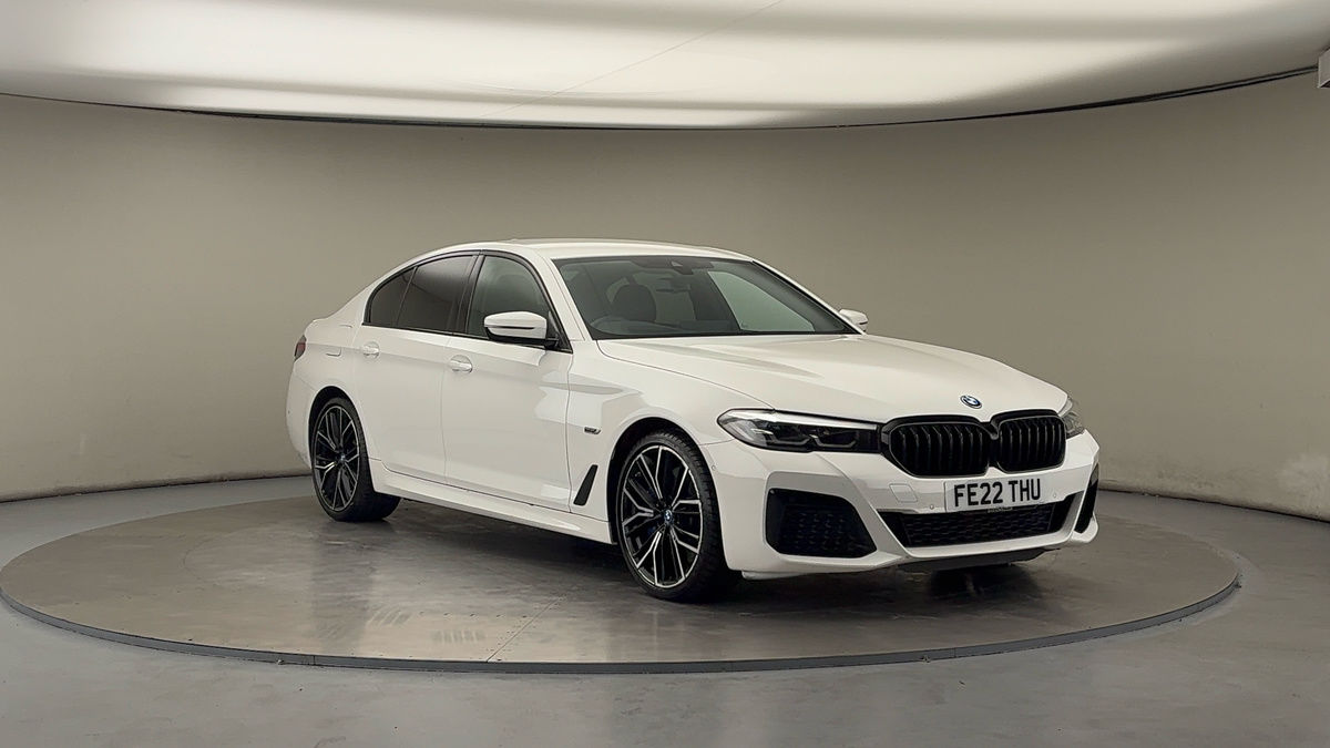 BMW 5 Series Sticky Header Image