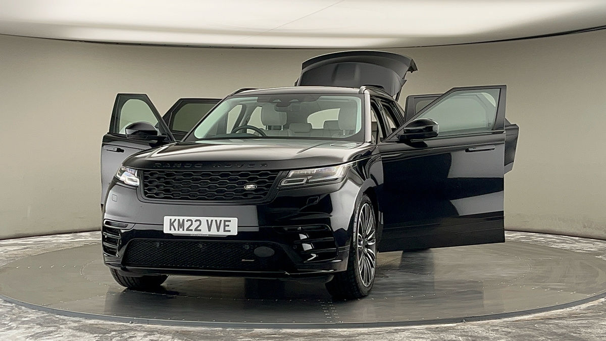 More views of Land Rover Range Rover Velar