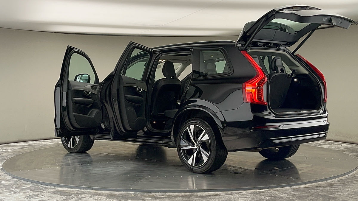 More views of Volvo XC90