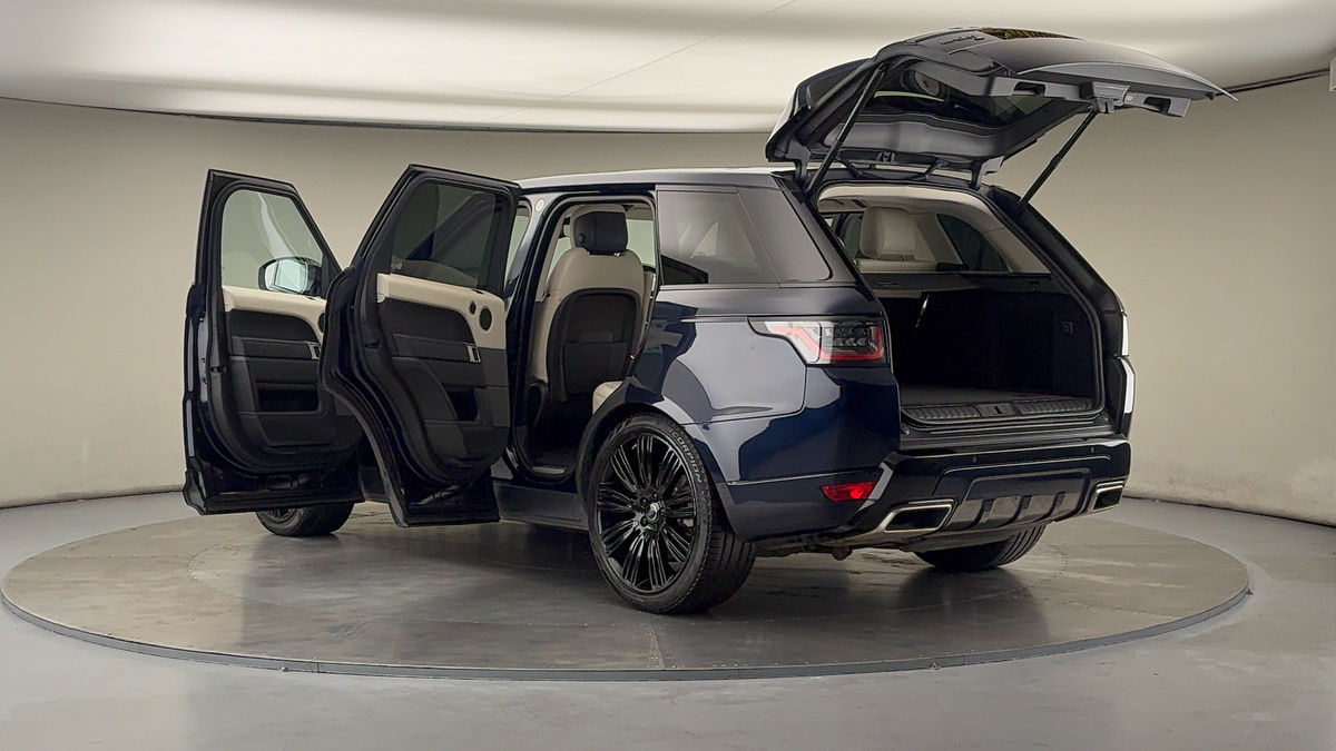 More views of Land Rover Range Rover Sport