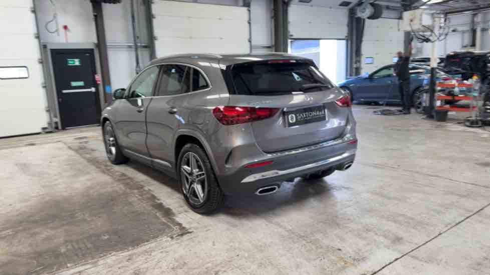 More views of Mercedes-Benz GLA