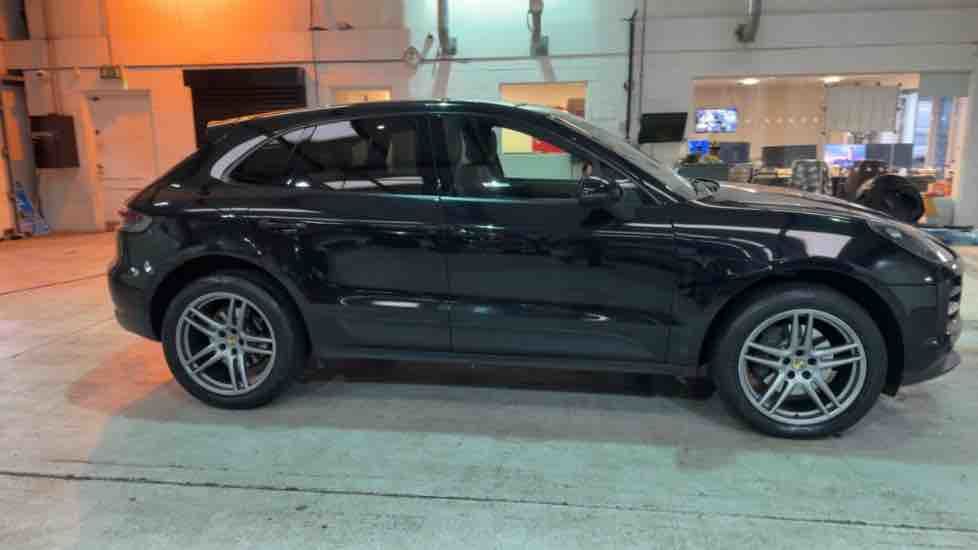 More views of Porsche Macan