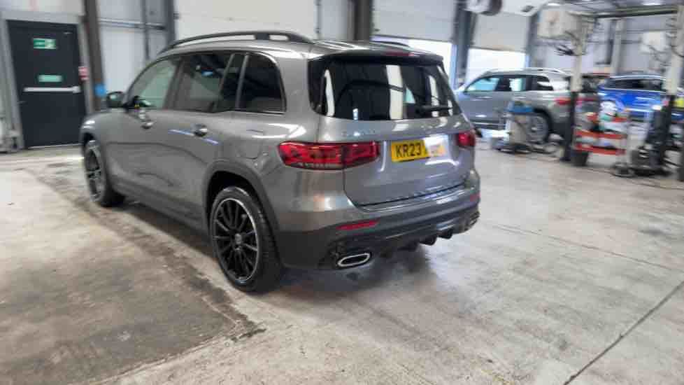 More views of Mercedes-Benz GLB