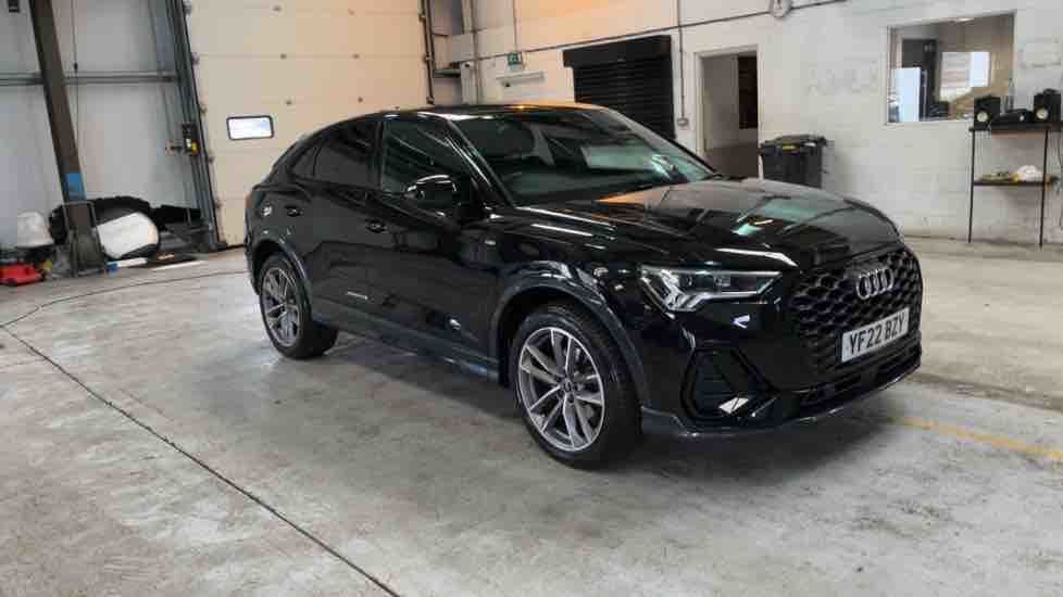 More views of Audi Q3
