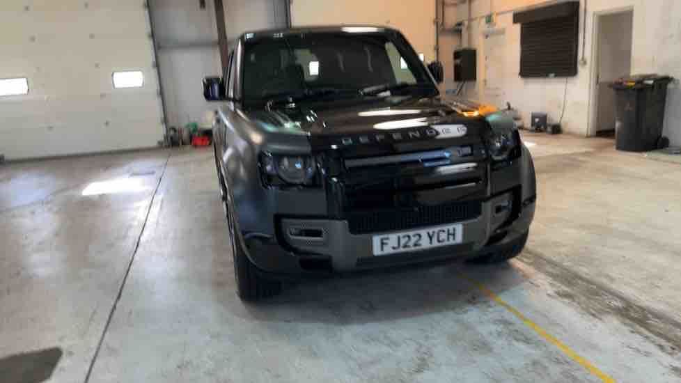 More views of Land Rover Defender 110