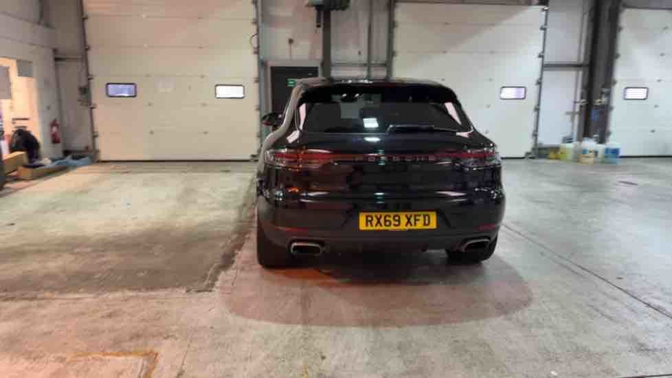 More views of Porsche Macan