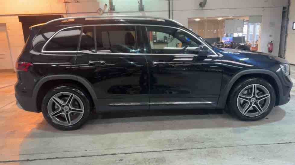 More views of Mercedes-Benz GLB