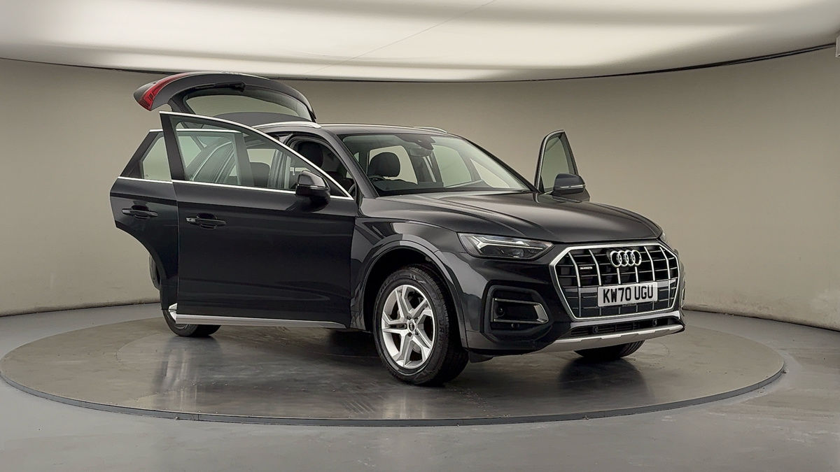 More views of Audi Q5