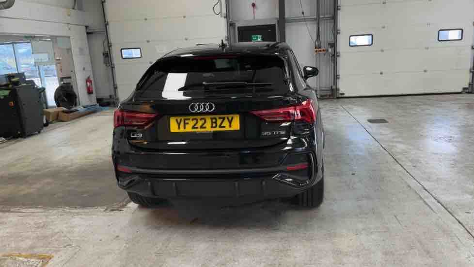 More views of Audi Q3