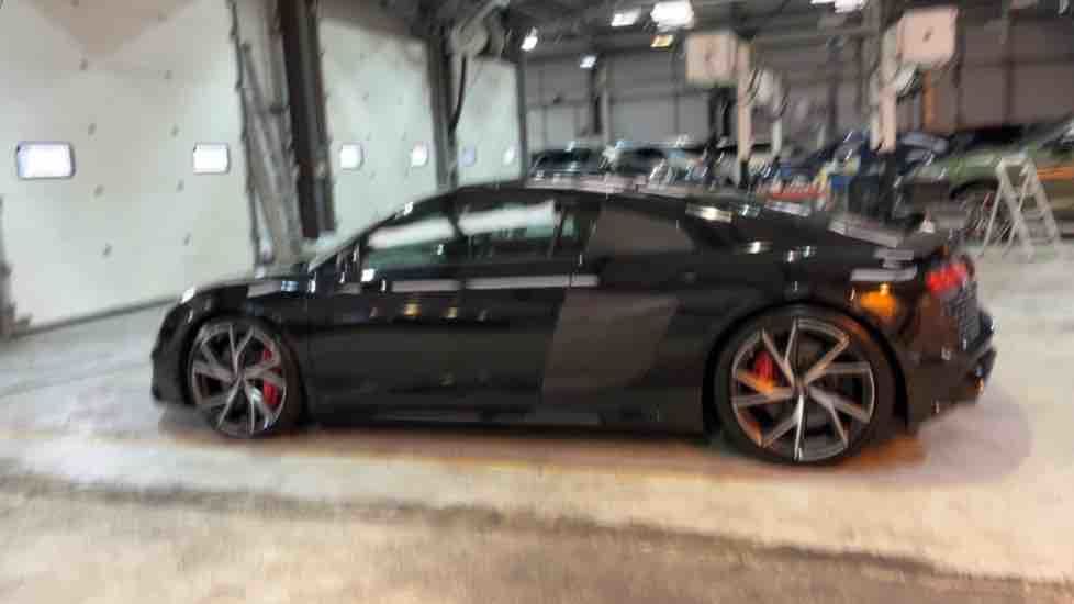 More views of Audi R8