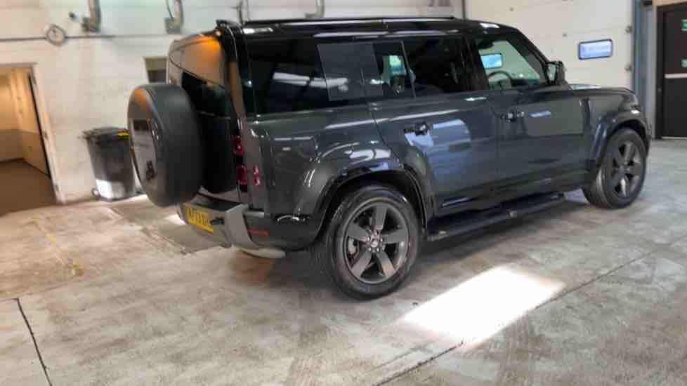 More views of Land Rover Defender 110