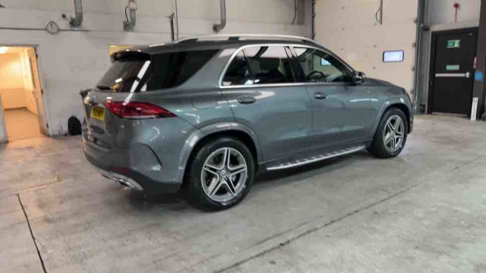 More views of Mercedes-Benz GLE