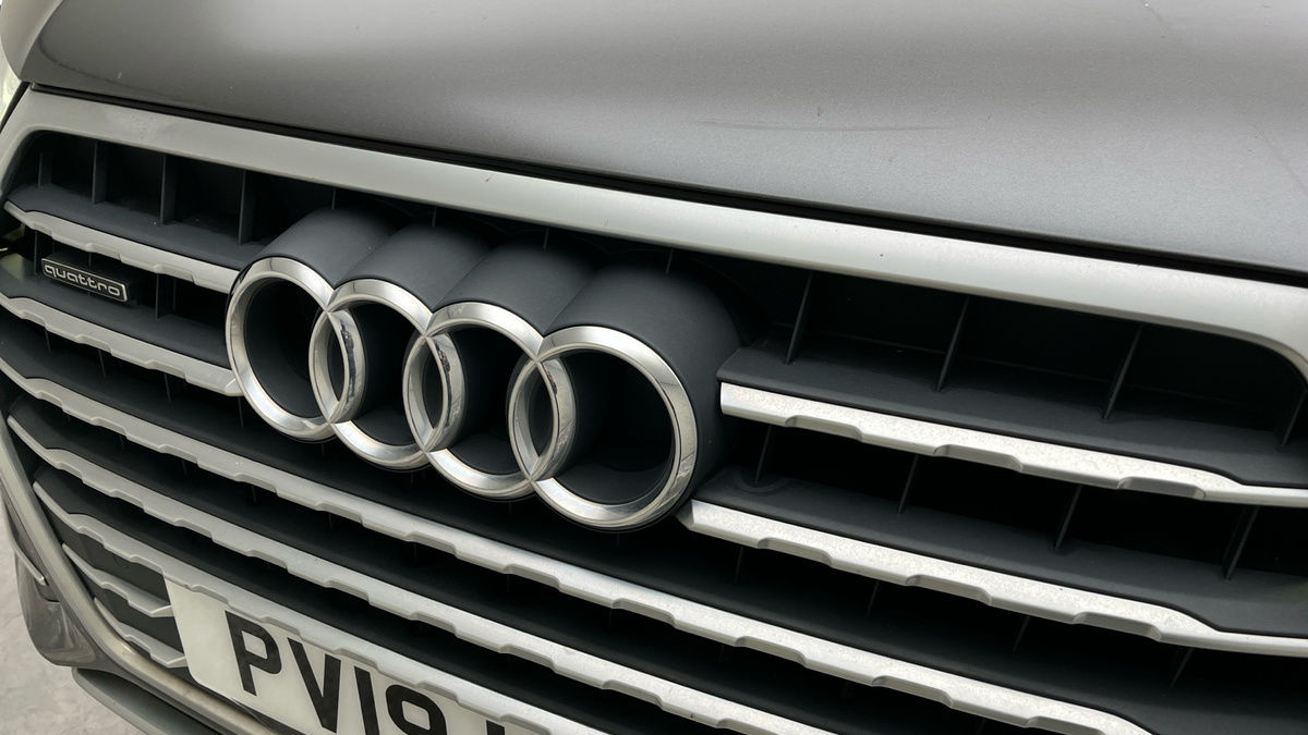Audi Q7 Image 24