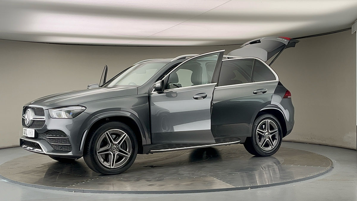 More views of Mercedes-Benz GLE