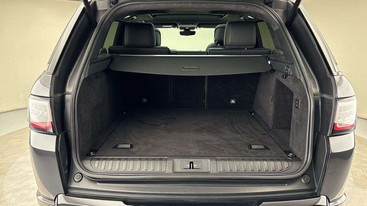 Land Rover Range Rover Sport Image 11
