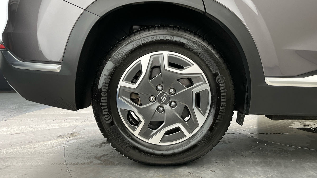 Hyundai Santa Fe Image 10