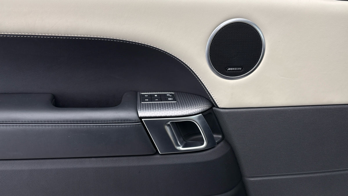 Land Rover Range Rover Sport Image 19