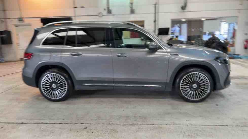 More views of Mercedes-Benz EQB