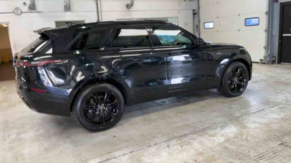 More views of Land Rover Range Rover Velar