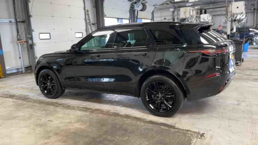 More views of Land Rover Range Rover Velar