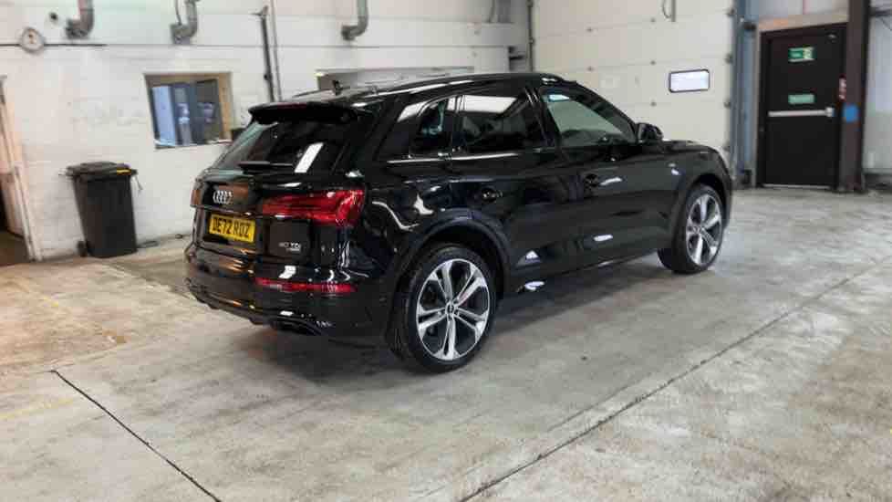 More views of Audi Q5
