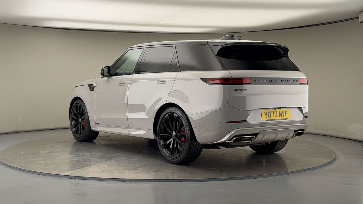 Land Rover Range Rover Sport Image 2