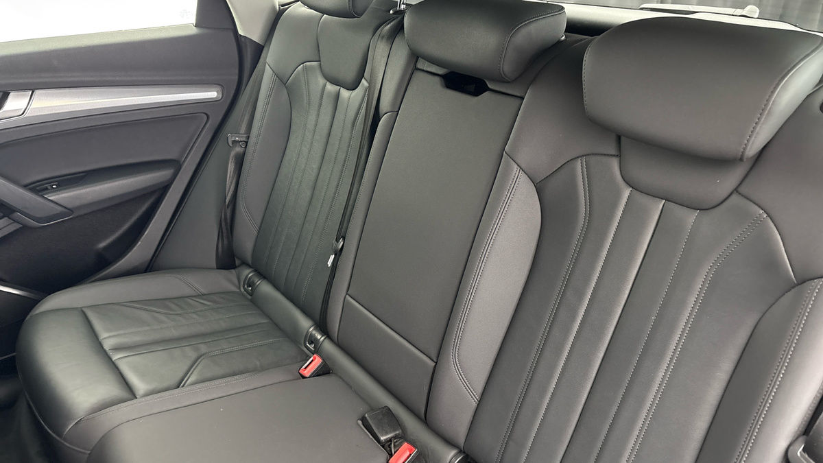 Audi Q5 Image 8