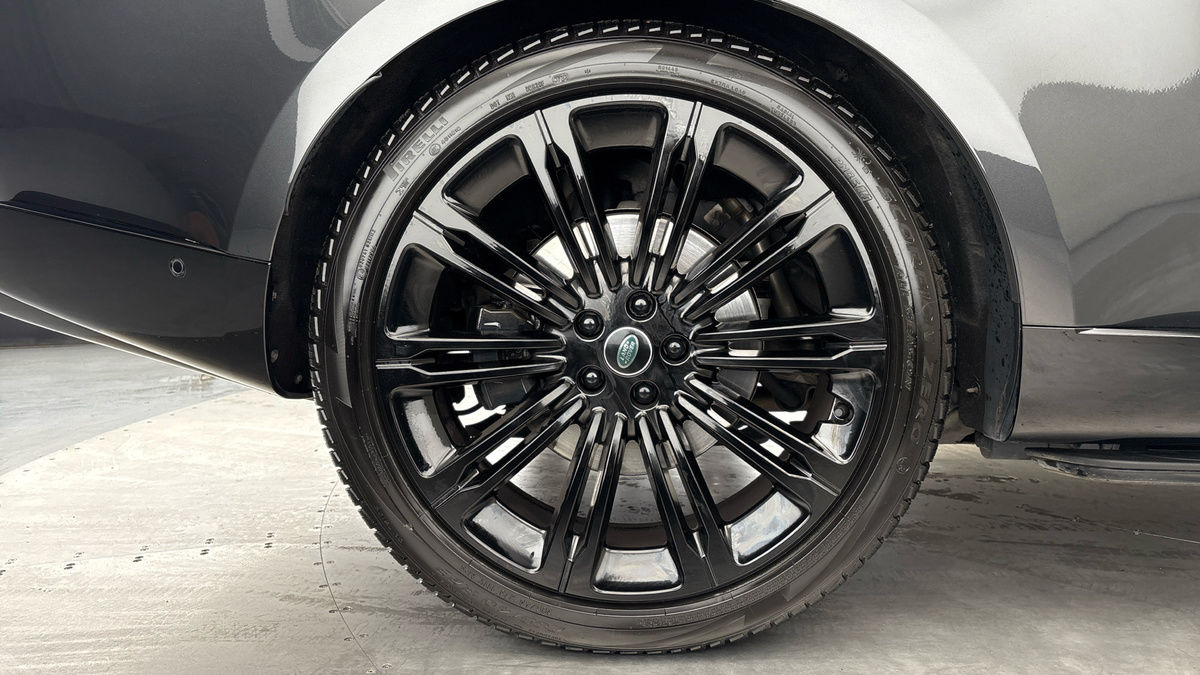 Land Rover Range Rover Image 10