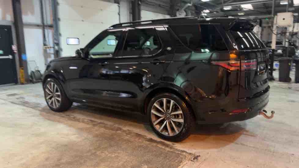 More views of Land Rover Discovery