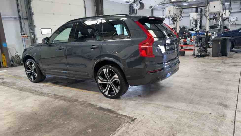 More views of Volvo XC90