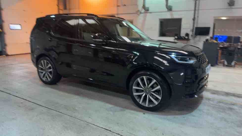 More views of Land Rover Discovery