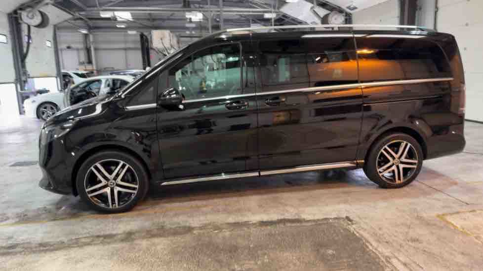 More views of Mercedes-Benz V Class