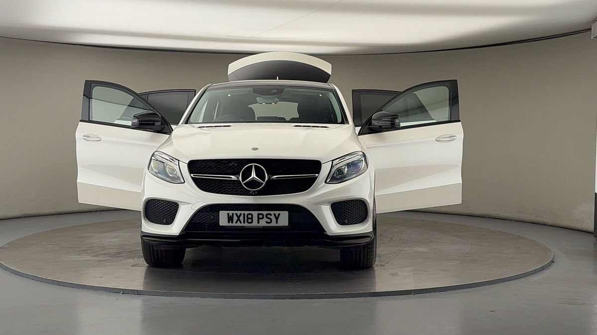 More views of Mercedes-Benz GLE