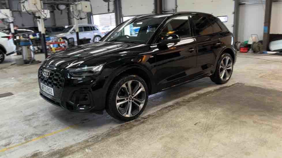 More views of Audi Q5