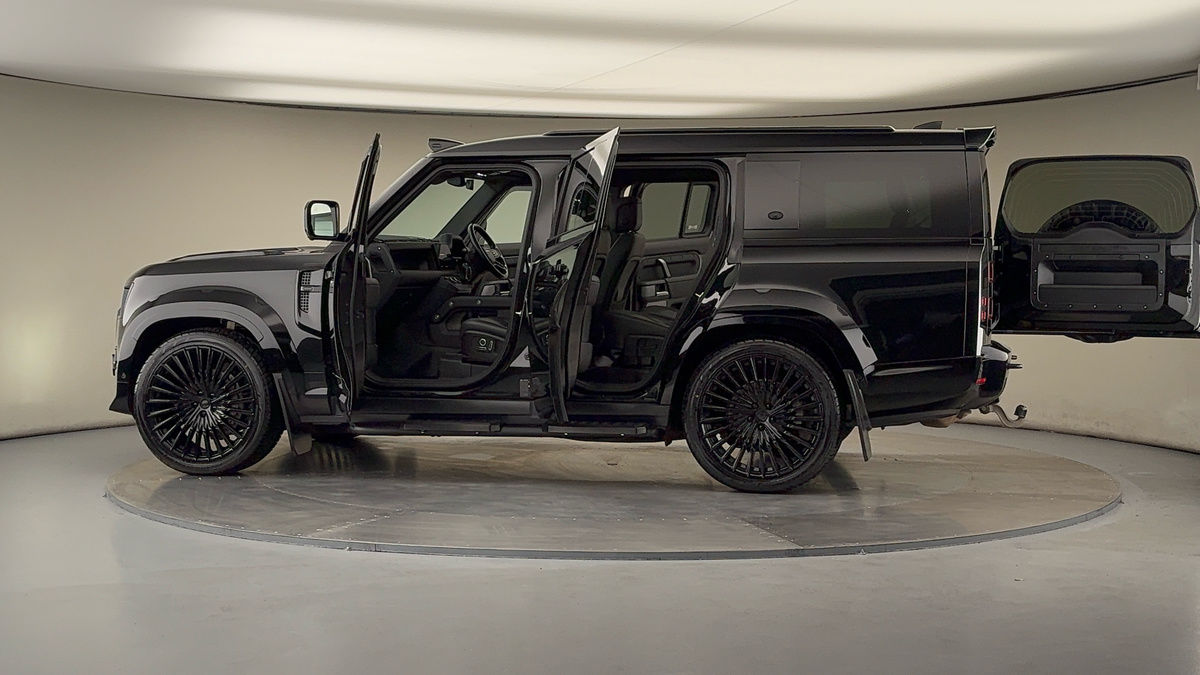 More views of Land Rover Defender 130