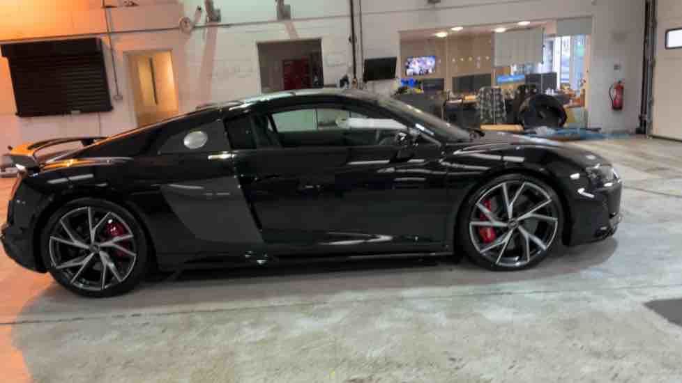 More views of Audi R8