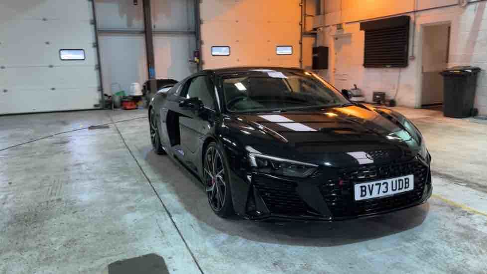 More views of Audi R8