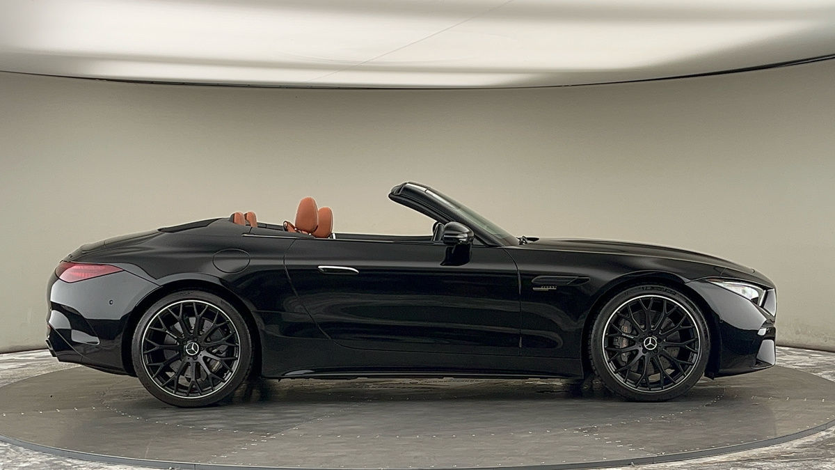 Mercedes-Benz SL Image 16