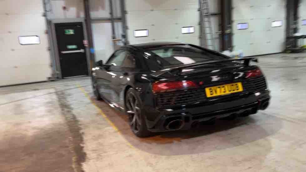 More views of Audi R8