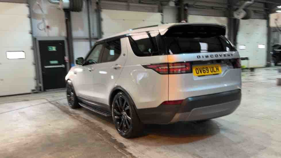 More views of Land Rover Discovery