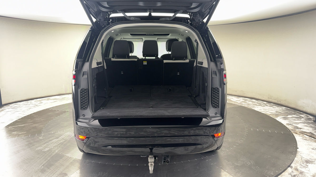 Land Rover Discovery Image 11