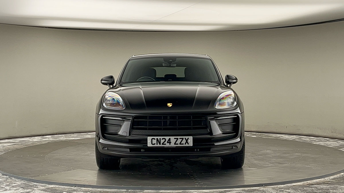 Porsche Macan Image 3