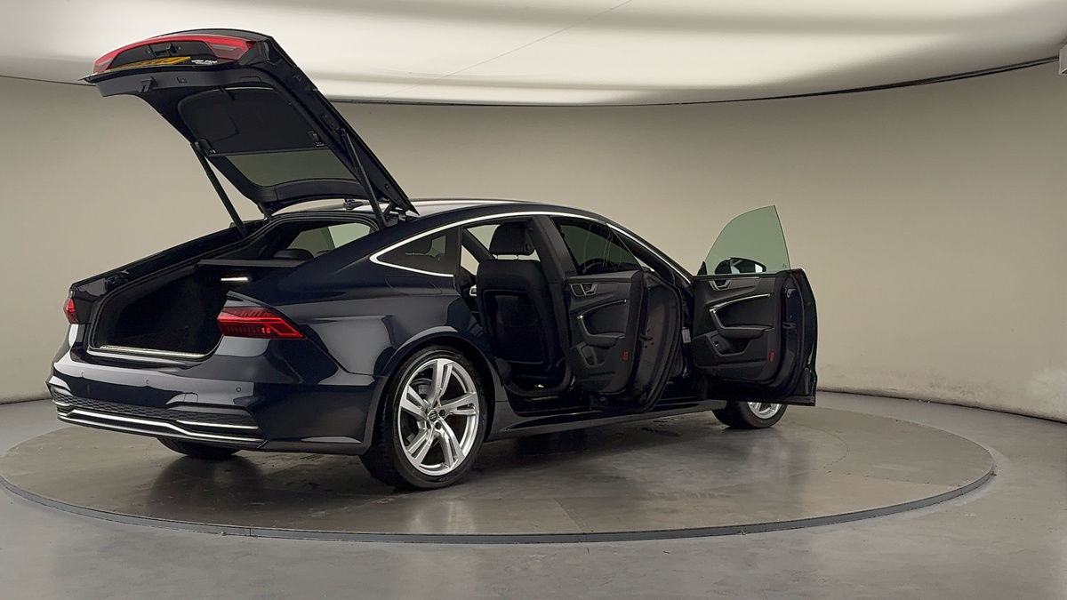 More views of Audi A7